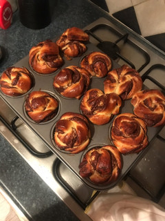 Nutellás tekercs muffin tepsiben recept fotója