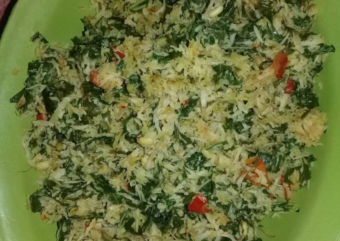 Anti Ribet, Bikin Urap Daun Singkong Yang Enak