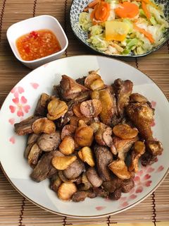 Hình của món Ngan cháy tỏi.