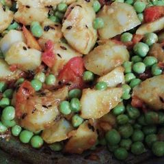 Dry aloo matar veg A picture of Dry aloo matar veg.