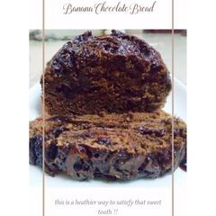A picture of Banana chocolate bread.