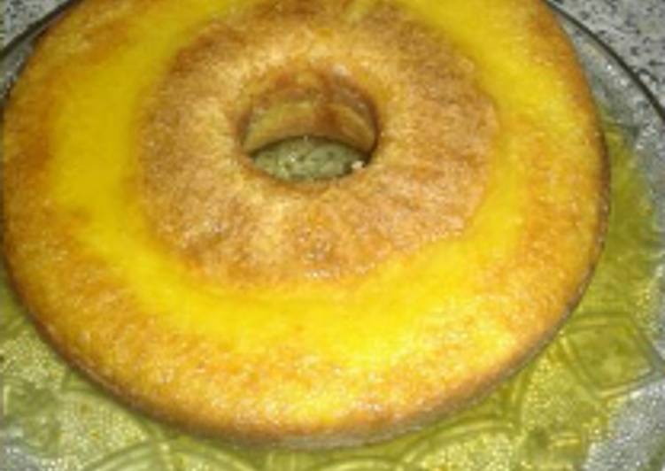 Bolo de laranja inteira