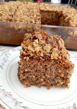 O poză a rețetei Nuclava... Prăjitură însiropată cu nucă și griș.