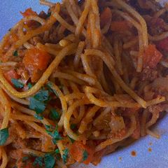 A picture of T-ribez Spaghetti bolognese.