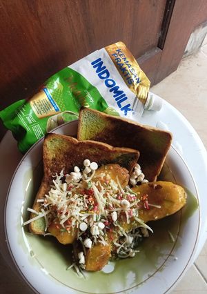 Foto resep Roti bakar dg Pisang raja owol keju meses dan matcha creamy