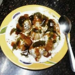 A picture of Dahi beda.