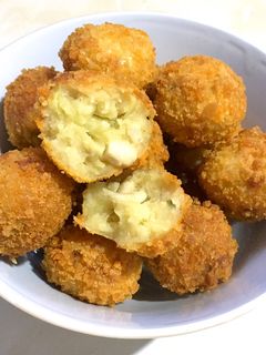 Foto resep Chicken Bitterballen - Bitterballen Ayam Ekonomis