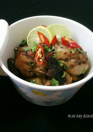 A picture of Lemon Pepper Chicken.