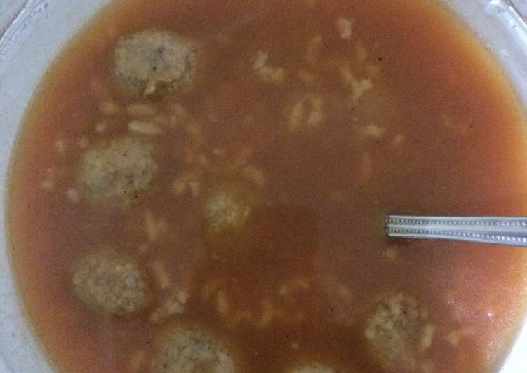 شوربة الكبة بصلصة البندورة