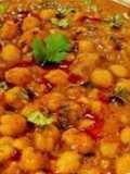 Chole (Chickpea Curry)