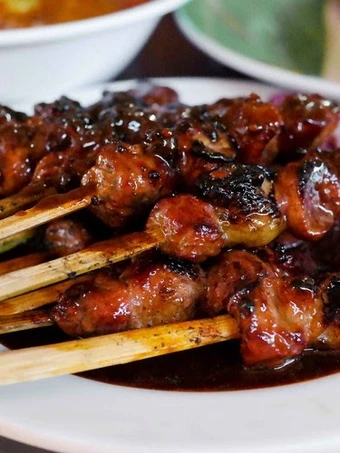 Cara Mudah Menyiapkan Resep Sate Kambing Bumbu Kacang Empuk Khas Madura yang Lezat Anti Ribet, Uenak Banget