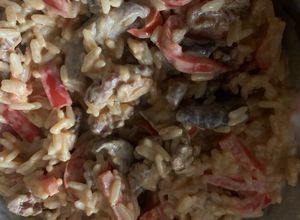 Arroz con shiitake y nueces sin sal Una foto de Arroz con shiitake y nueces sin sal