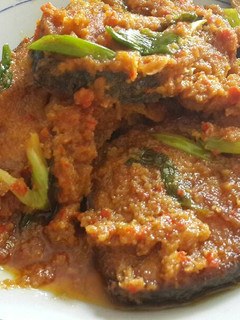 Foto resep Tenggiri bumbu Kemiri