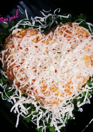 A picture of Maxican corn rice.