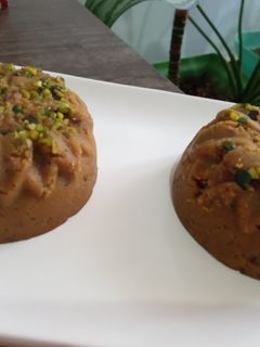 عکسی از دستور حلوا خرما قالبی