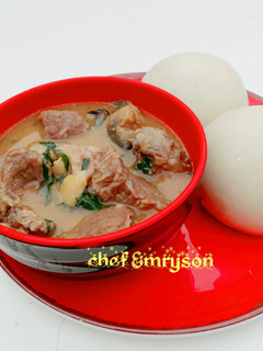 A picture of Nsala soup(white soup) with cat fish & beef 😋😋.