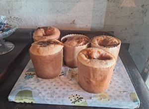 Una foto de Minis pan dulce rellenos con dulce de leche