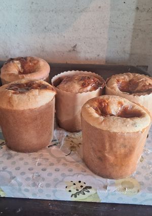 Una foto de Minis pan dulce rellenos con dulce de leche