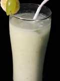 # Banana grapes shake 🍌 🍇