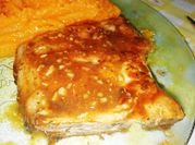 Una foto de salsa para chuletas
