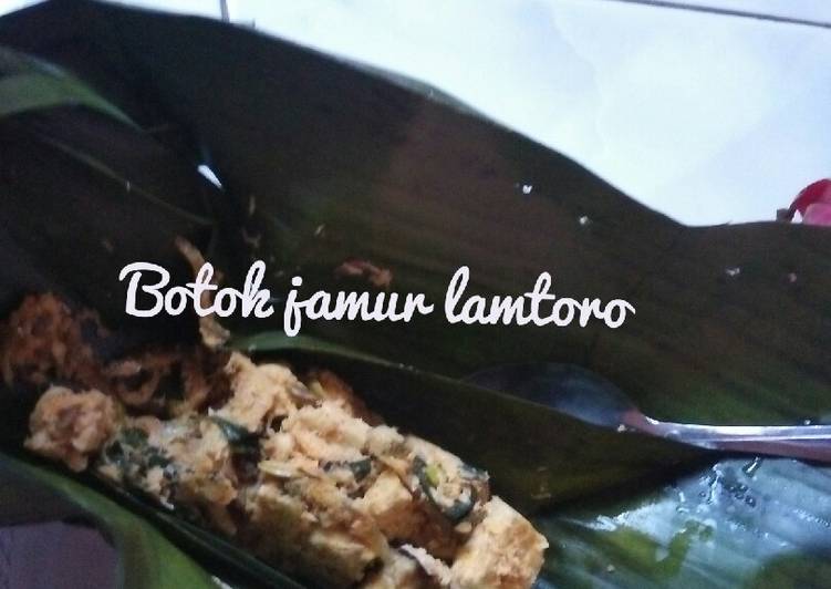 Botok jamur lamtoro