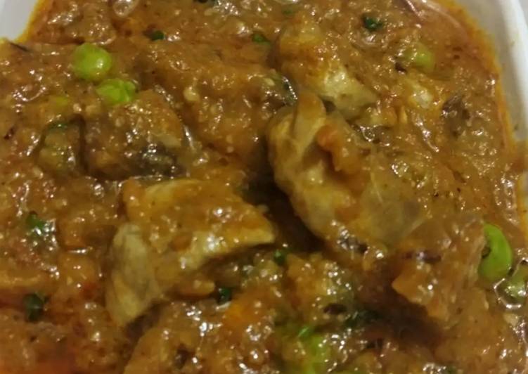 Step-by-Step Guide to Prepare Quick Mushroom with green peas