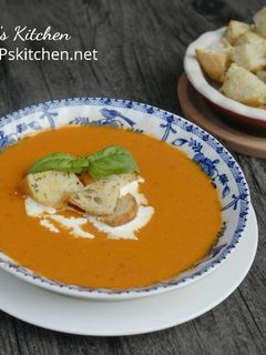 A picture of Easy Tomato Soup.