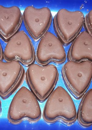 Una foto de Bombones de chocolate rellenos