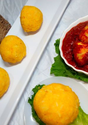 Palm oil rice ball nd palm oil stew ainihin hoton girkin