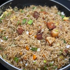 A picture of Chicken fried rice.