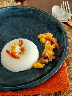 কোকোনাট প্যানা কটা (Coconut Panna cotta recipe in Bengali) রেসিপির প্রধান ছবি