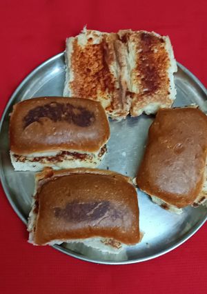 A picture of Masala Paav.