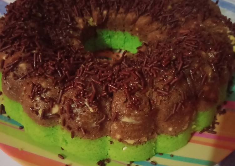 Bolu pandan coklat