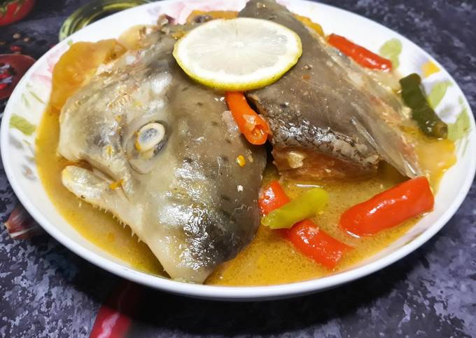 Soup Kepala Ikan Salmon