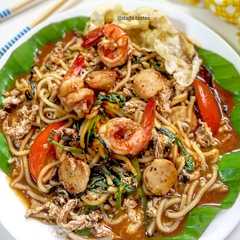 A picture of Mie Kangkung Belacan Medan.