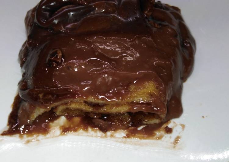 Mogyorókrémes rakott palacsinta csokipudinggal