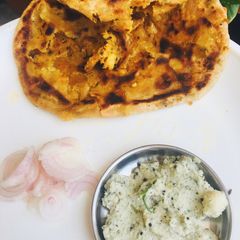 A picture of Butter Potato Stuffed paratha.