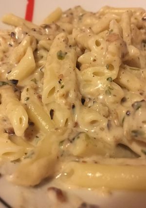 Foto principal de Macarrones en salsa de almendras
