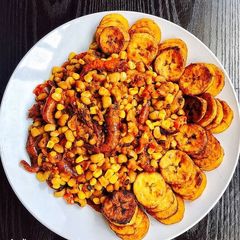 A picture of Corn and beans porridge.