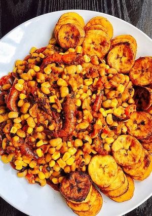 A picture of Corn and beans porridge.