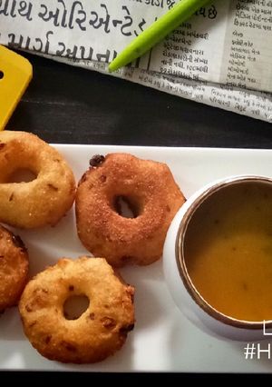 A picture of Instant Meduvada.