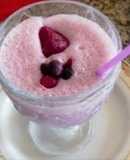Smoothie de fresas y frutos del momento