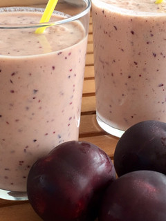 Una foto de Smoothie veraniego súper rico y completo