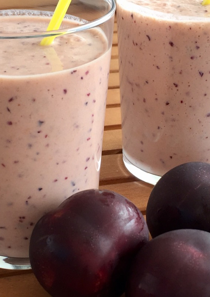Una foto de Smoothie veraniego súper rico y completo