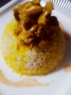 صورة لوصفة رز بالدجاج والكريمه