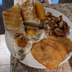 A picture of All Canadian breakfast.
