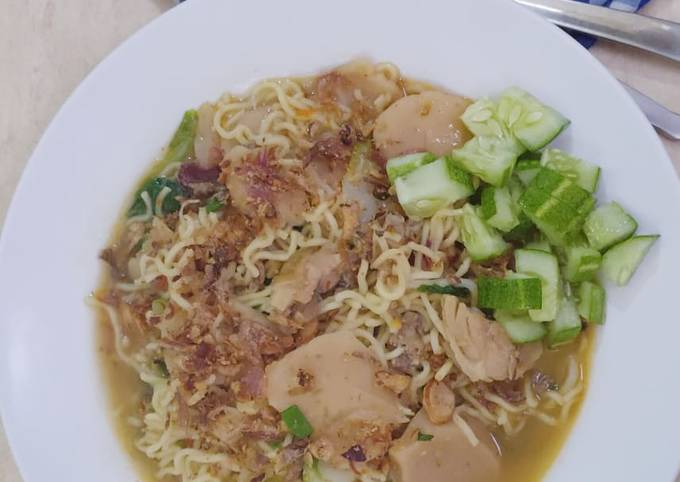 Mie Kuah Kari