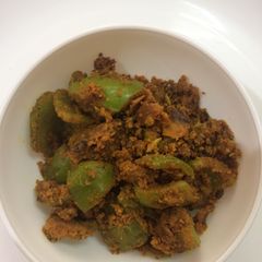 A picture of Besan Capsicum.