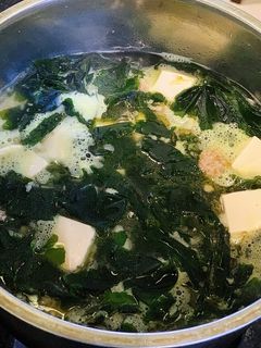 Hình của món Canh rong biển.
