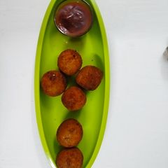 A picture of Spinach Cheese Balls.